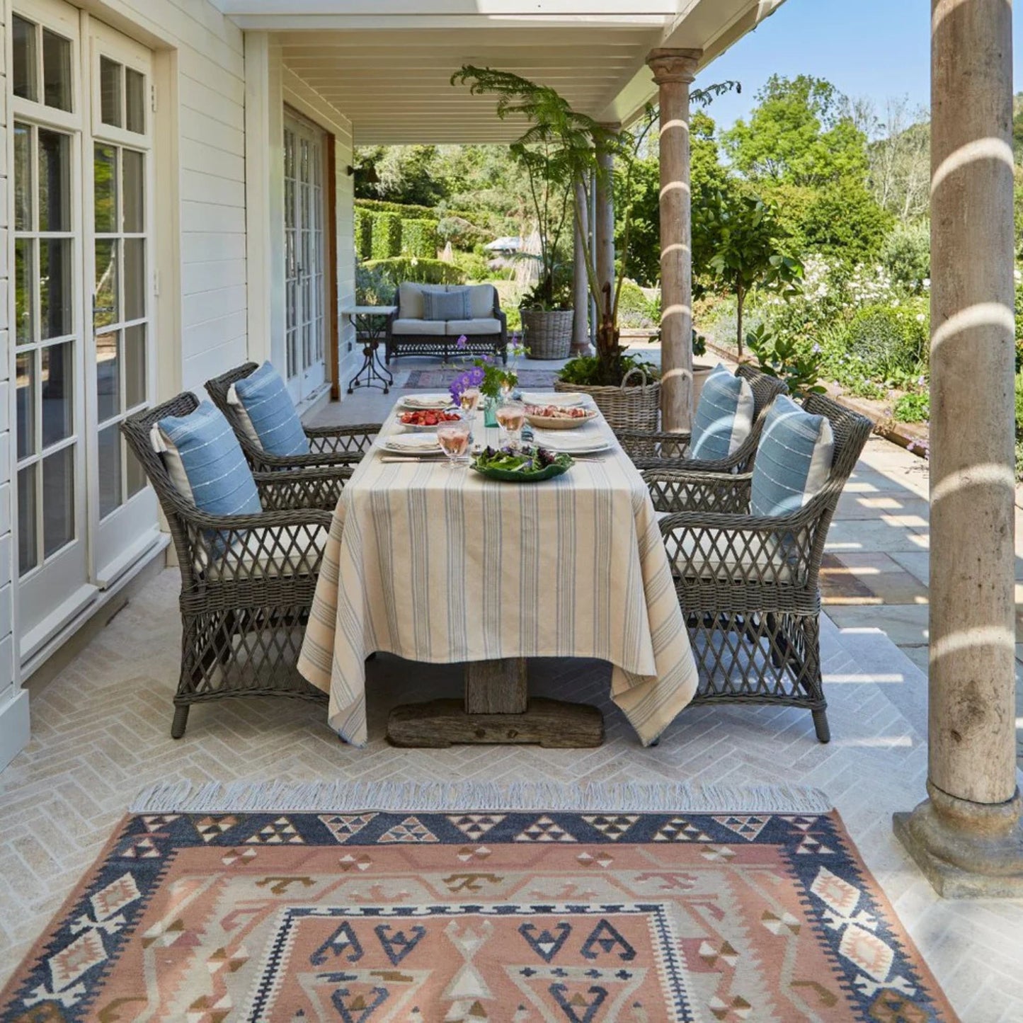 Aster Rug