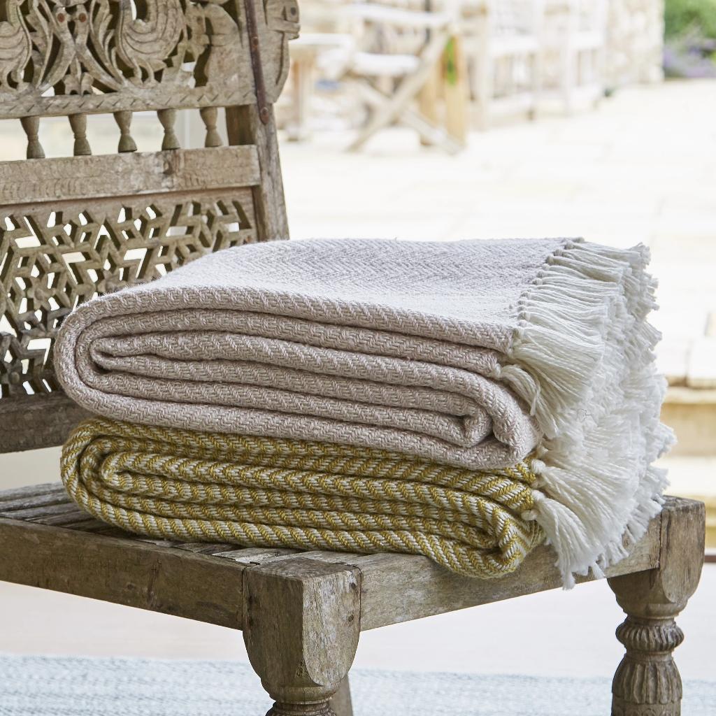 Herringbone Gooseberry Blanket with Shell Herringbone Blanket