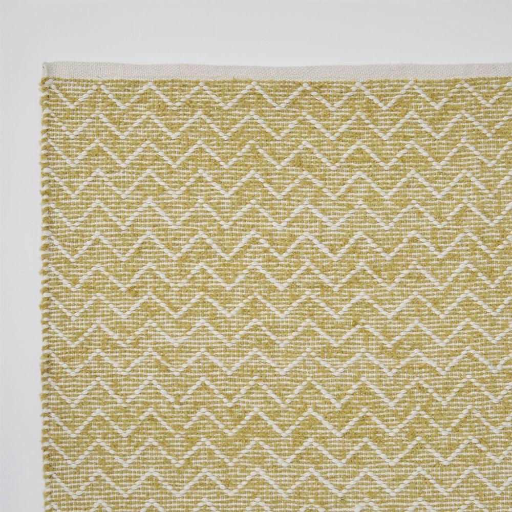 Gooseberry Chenille Rug close up