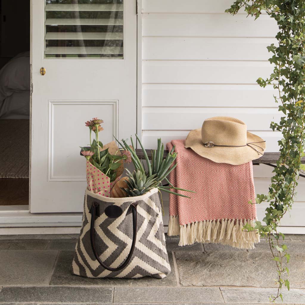Iris Monsoon Bag