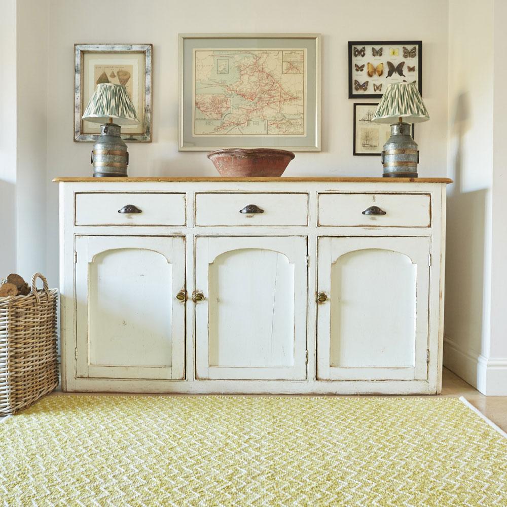 Gooseberry Chenille Rug with sideboard