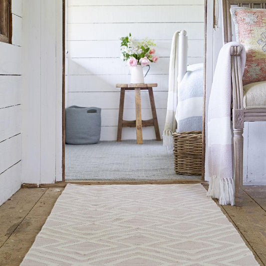 Shell Iris Runner Rug